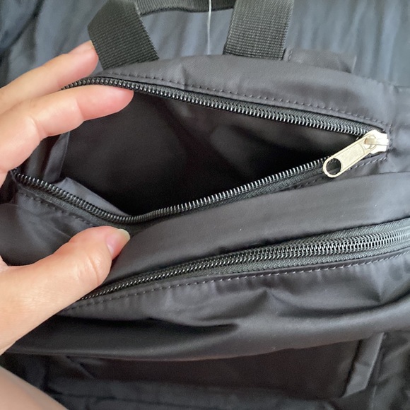 Backpack - Picture 4 of 5